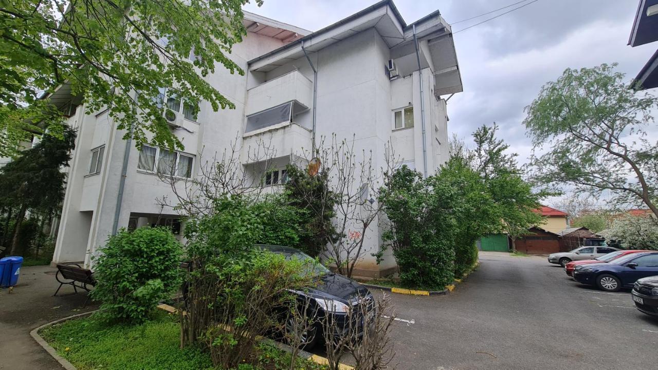 Vs Central Apartment Otopeni Exterior photo