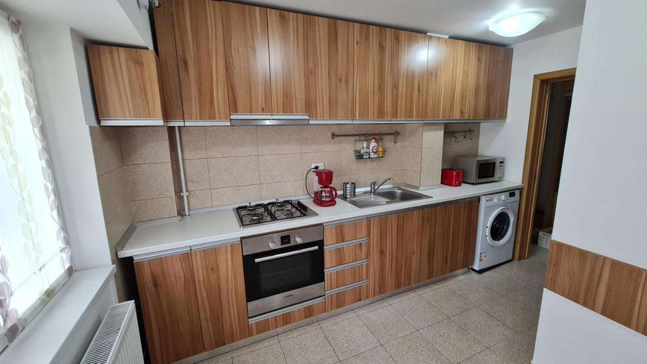 Vs Central Apartment Otopeni Exterior photo